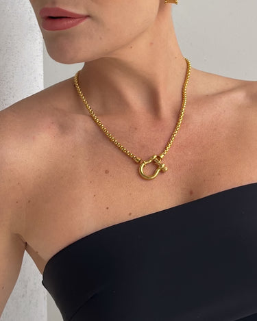 SHACKLE STATMENT NECKLACE GOLD - STUDIO JO STORE